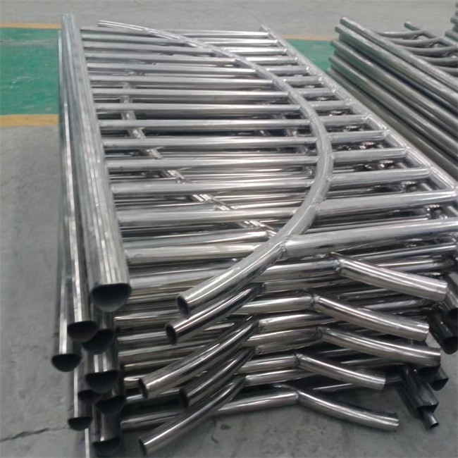 不銹鋼復(fù)合管廠家